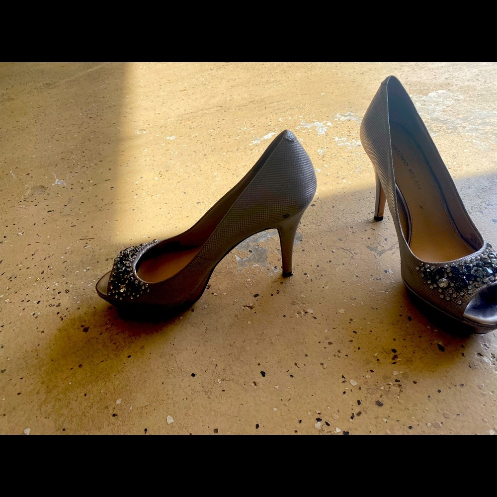 Ladies dress shoes